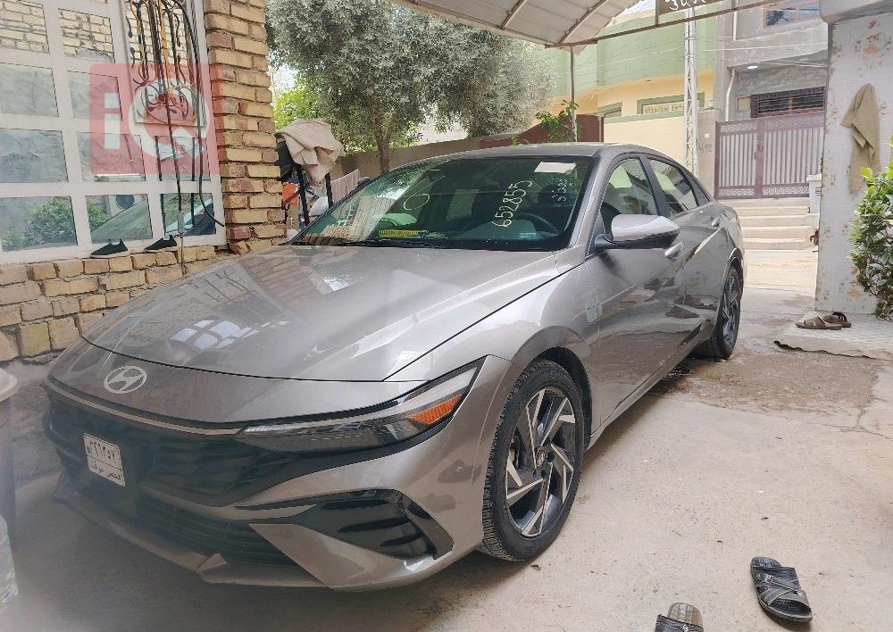 هیوندای ئەلەنترا